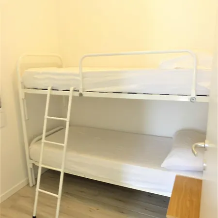 Bright Flat With Pool-beahost Lejlighed