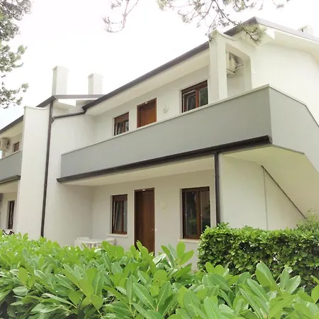 Bright Flat With Pool-beahost Bibione