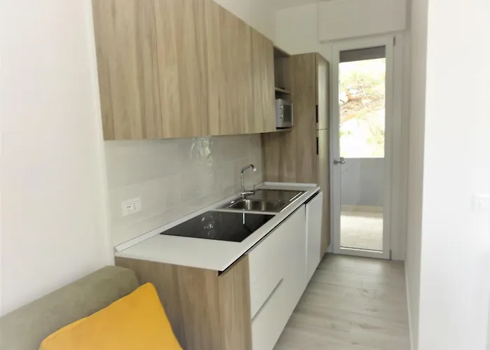 Bright Flat With Pool-beahost *